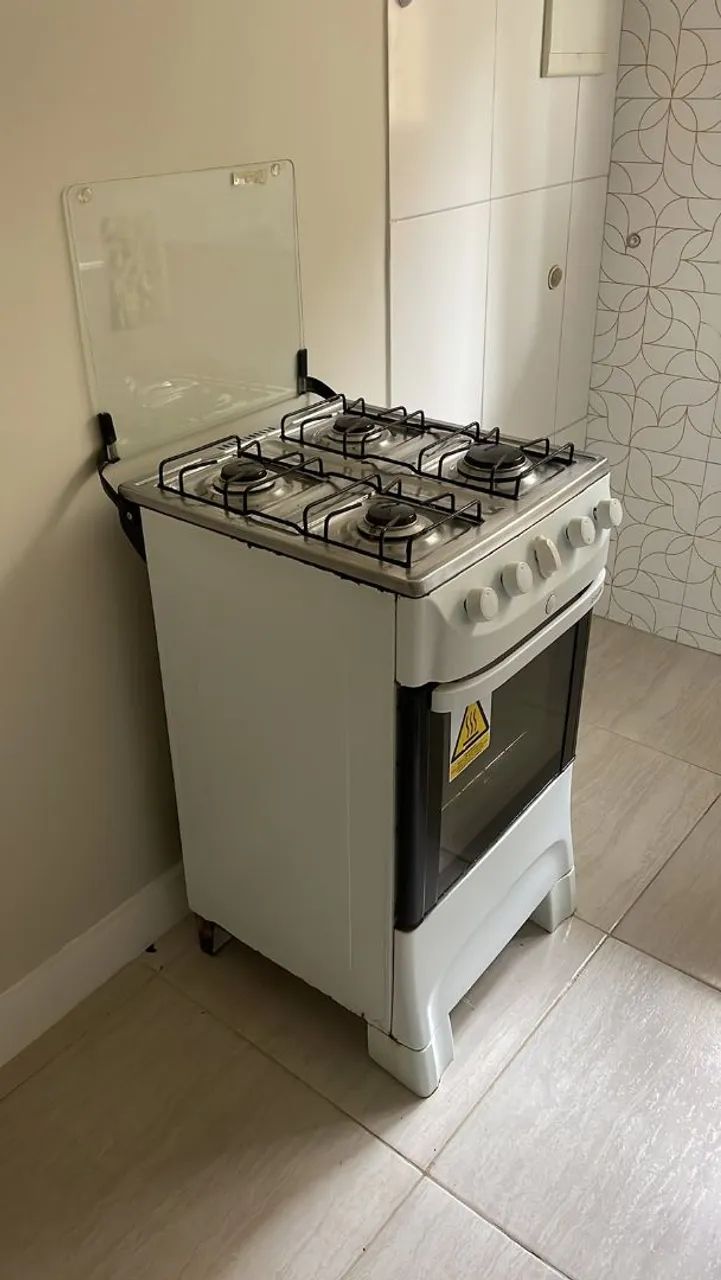 Fogão+ cama e colchão de mola