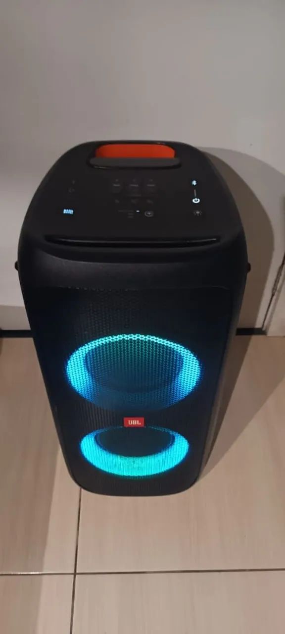 Caixa jbl partbox 310