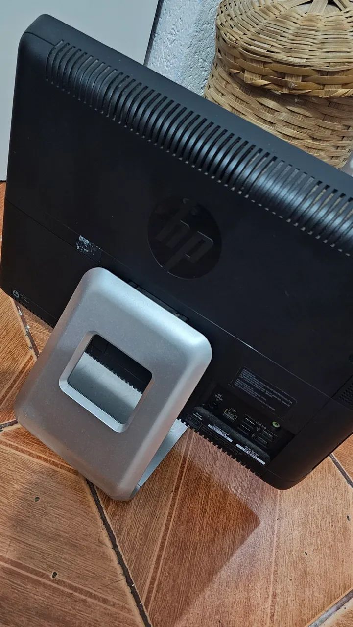 Computador HP Pavilion all in one. - Foto 2