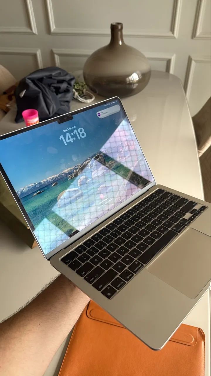 MacBook Air 15インチ M2 8GB 512GB UK配列 2023 Apple MacBook Air 15-inch M2 8GB 512GB - Space Grey - MacFinder