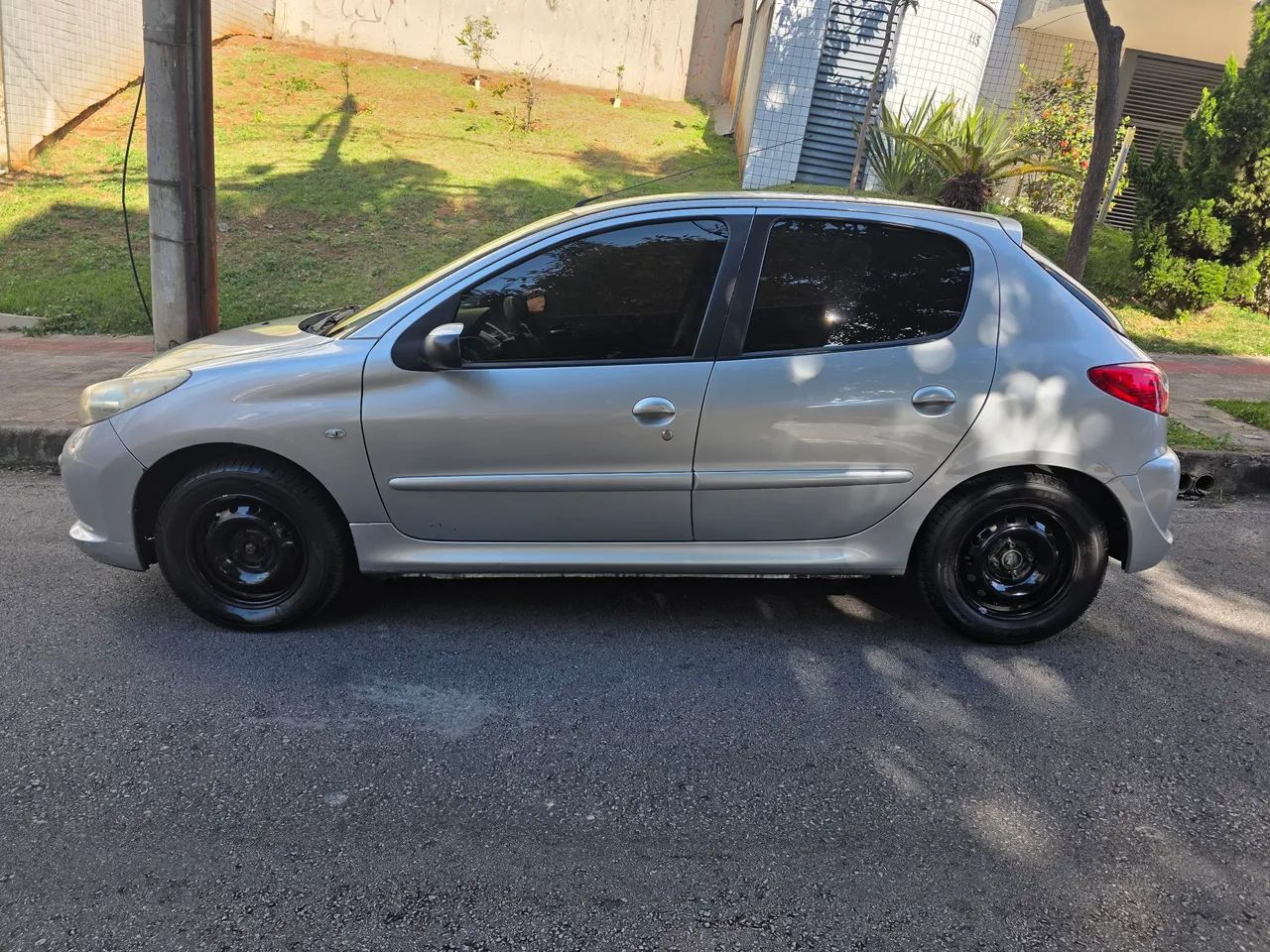 Peugeot 207 2012
