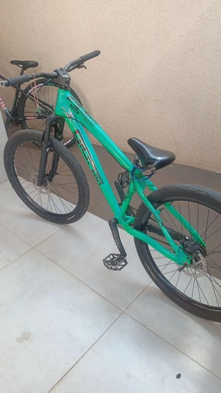 Vende se bicicleta Gios aro 26 