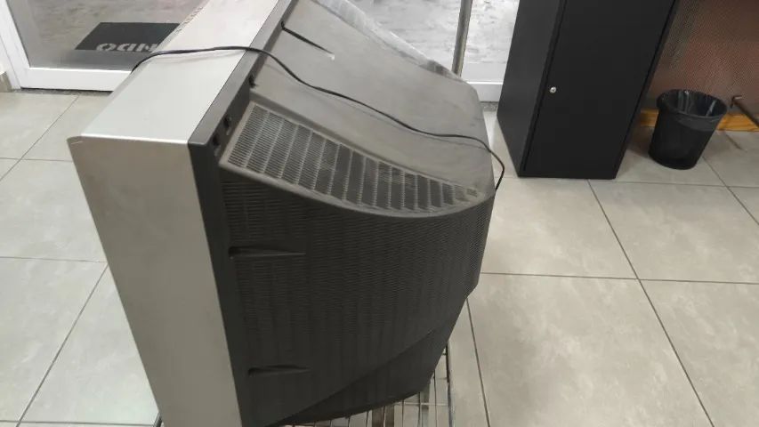 TV Sony Trinitron 34 polegadas - Foto 2