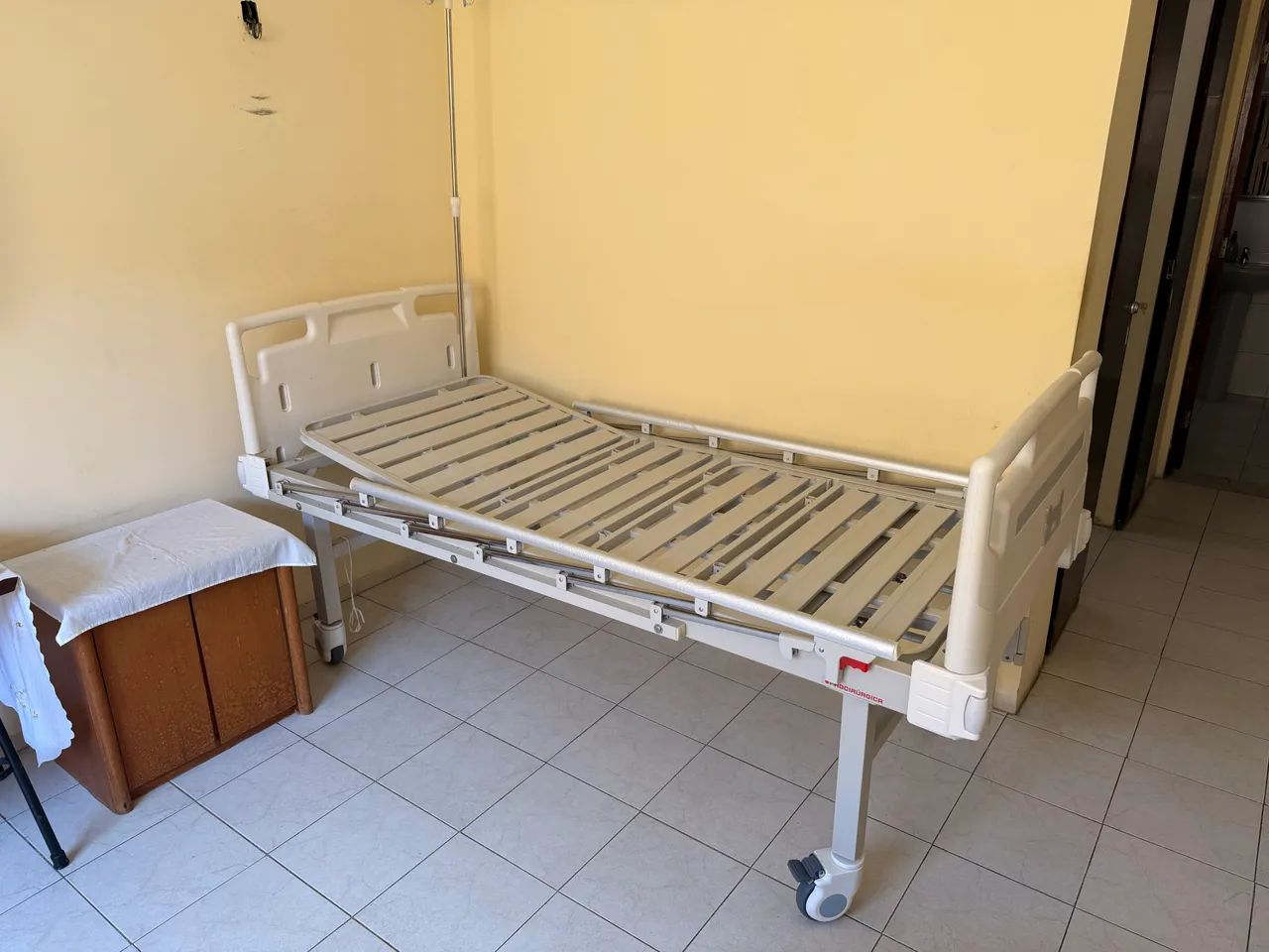 Cama Hospitalar 2 Movimentos PRO2 Plus - Procirurgica - Foto 2