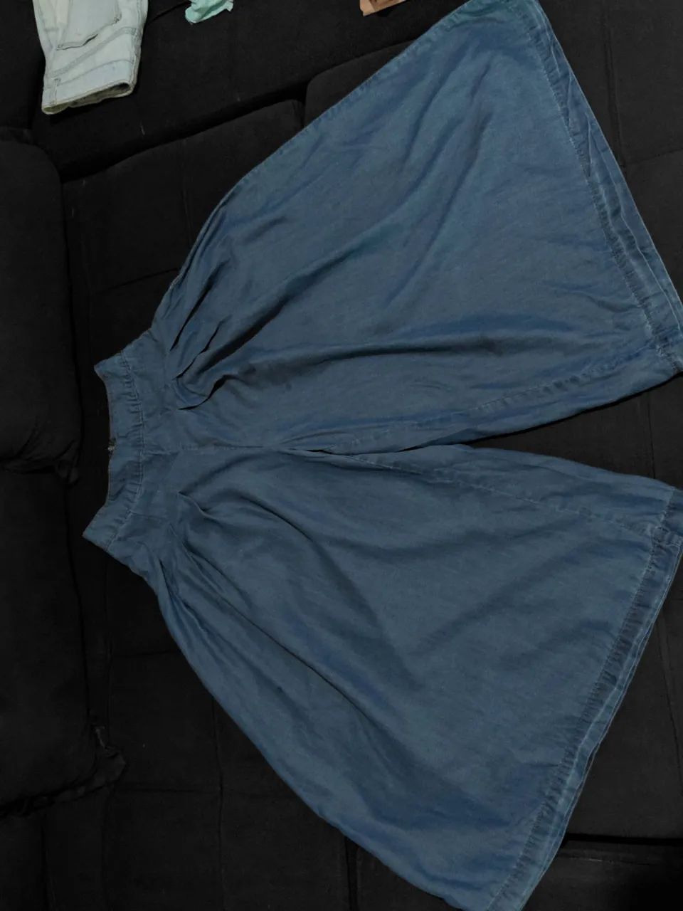 Calça- saia plissada jeans