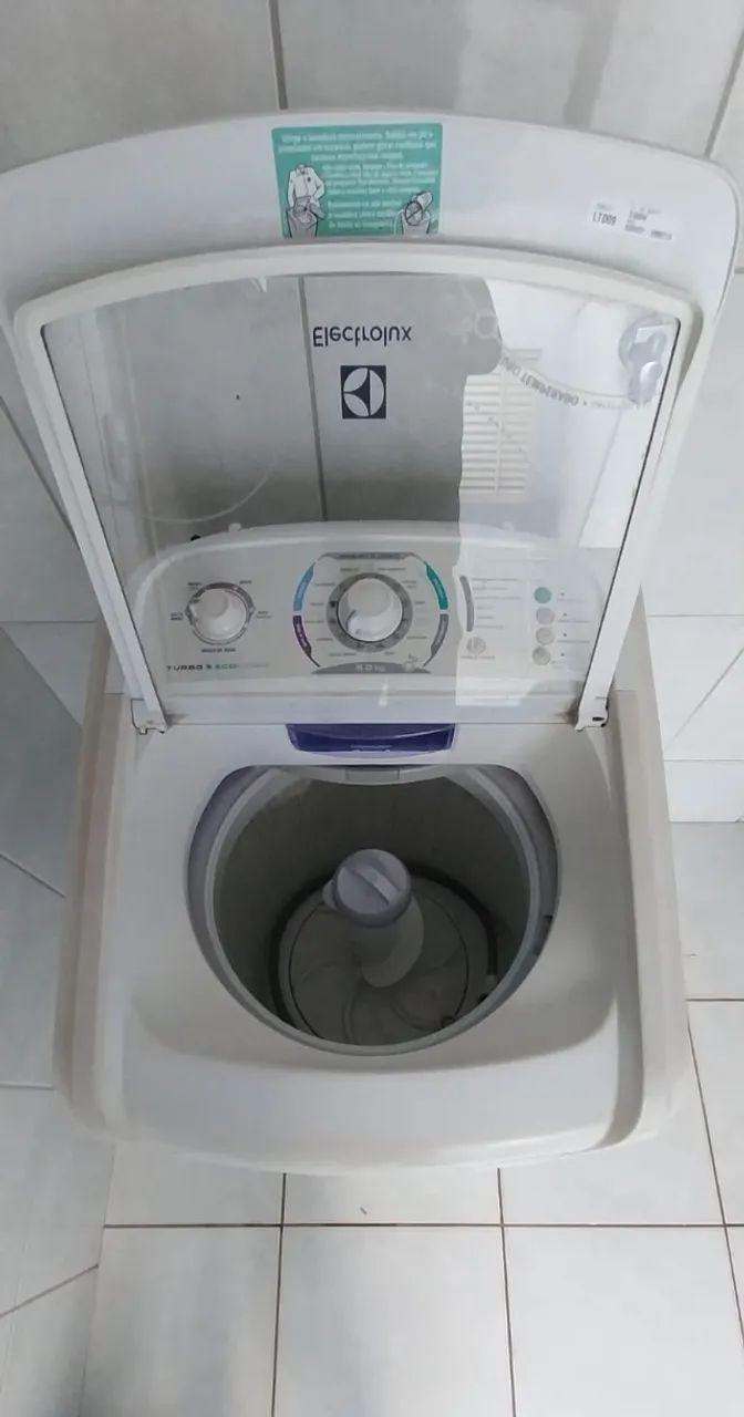 Máquina de lavar roupa com defeito - Foto 4