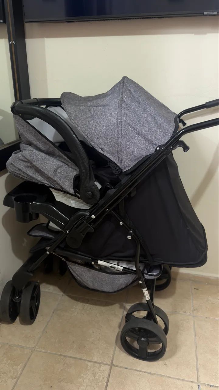 Carinho de bebê completo 