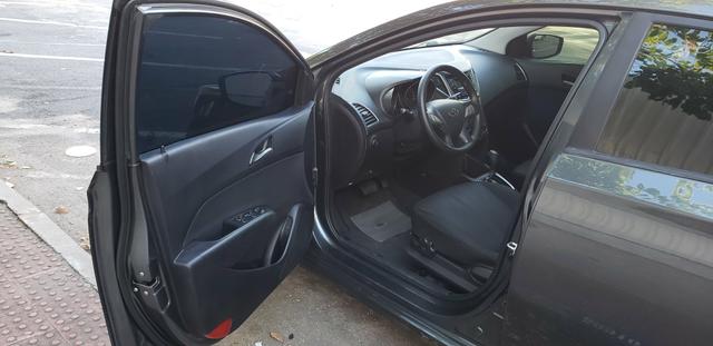 Hyundai hb20s 1.6 automático 2014 - Foto 6