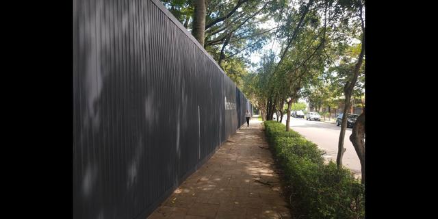 Tapume Metálicos e fechamento em Geral