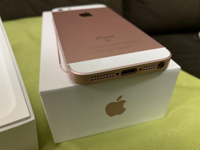 IPhone SE 128GB zero na caixa com nota fiscal - Foto 3