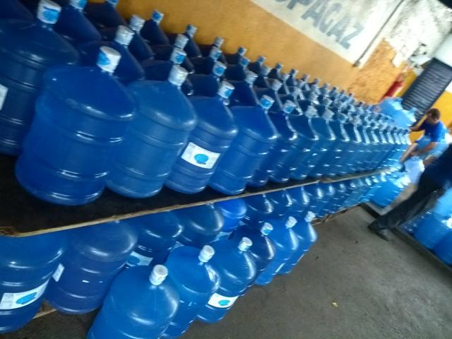 Depósito de gas e agua mineral região do urias Magalhães - Foto 3