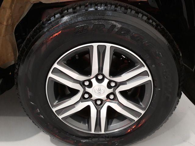 Hilux SW4 SR 4x2 2.7/ 2.7 Flex 16V Aut. - Foto 8