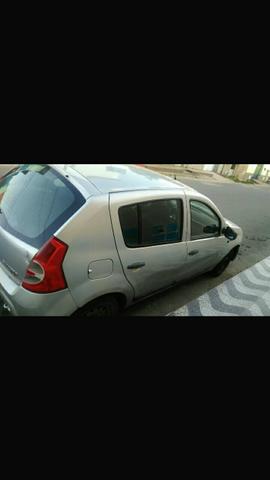 Vendo ou troco carro a gás - Foto 2