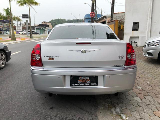 Crysler 300 c v6 ano 2009 lindo (pneus novos ) - Foto 5