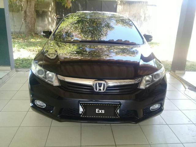 Honda civic sedan EXS 1.8 o top da categoria