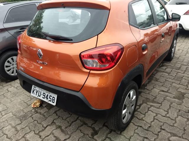 Kwid zen com apenas 19 mil km - Foto 2