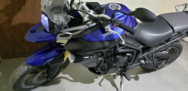 Triumph 800