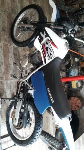 Xlr 200 - Foto 2