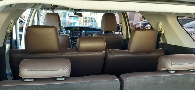 Toyota SW4 2.8 TDI SRX 7L 4×4(AUT) 2017 - Foto 6