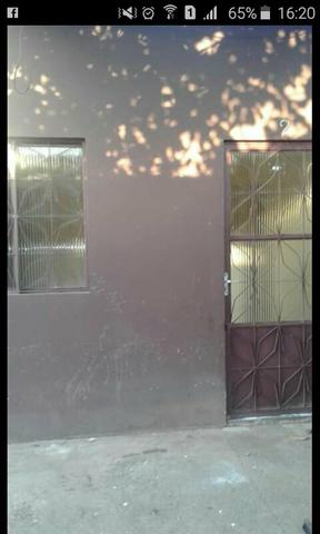 Alugo apartamento