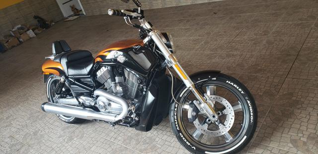 Harley Davidson V-Rod Muscle 1250 cc - Foto 4