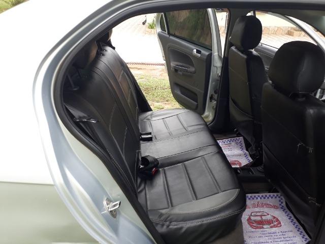Vendo Voyage comfortline completo 1.6 2011 - Foto 9