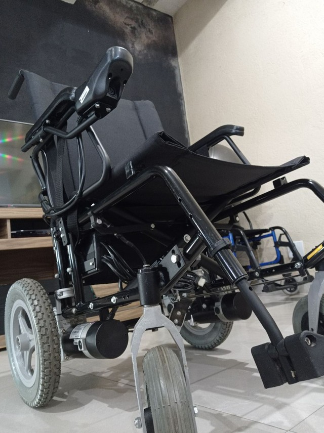 Cadeira motorizada 