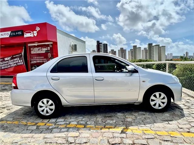 Toyota Etios 2019 1.5 x sedan 16v flex 4p manual - Foto 4
