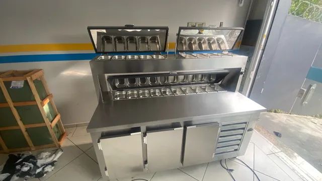 Pizzarola/condimentadora refrigeradora em aço inox sob medida com cubas