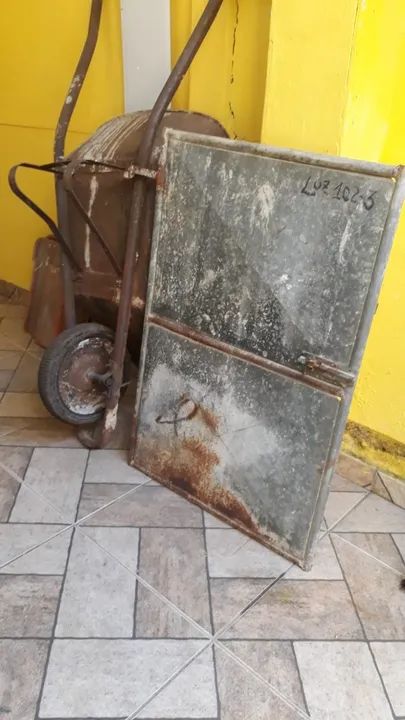 Portão de ferro com trinco - Foto 2