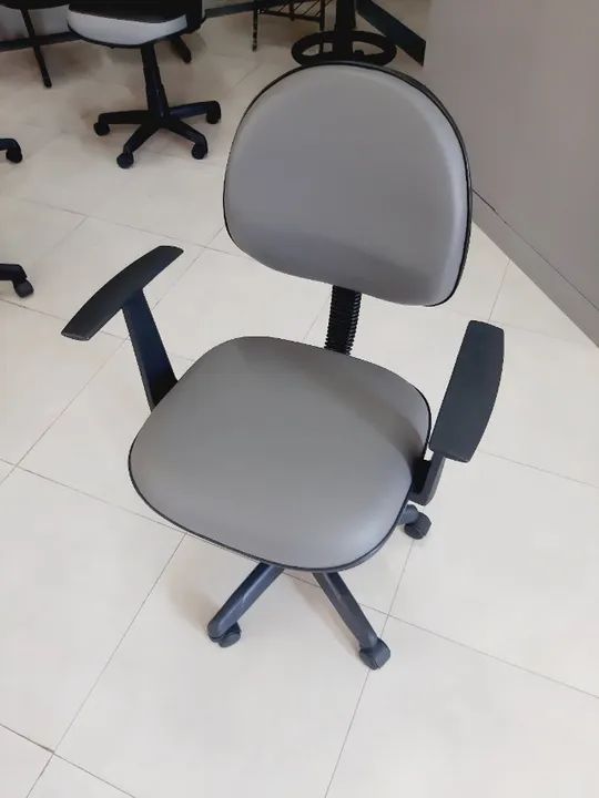 Cadeira secretária