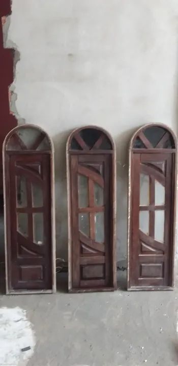 Porta de madeira Massaranduba  com vidros - Foto 2