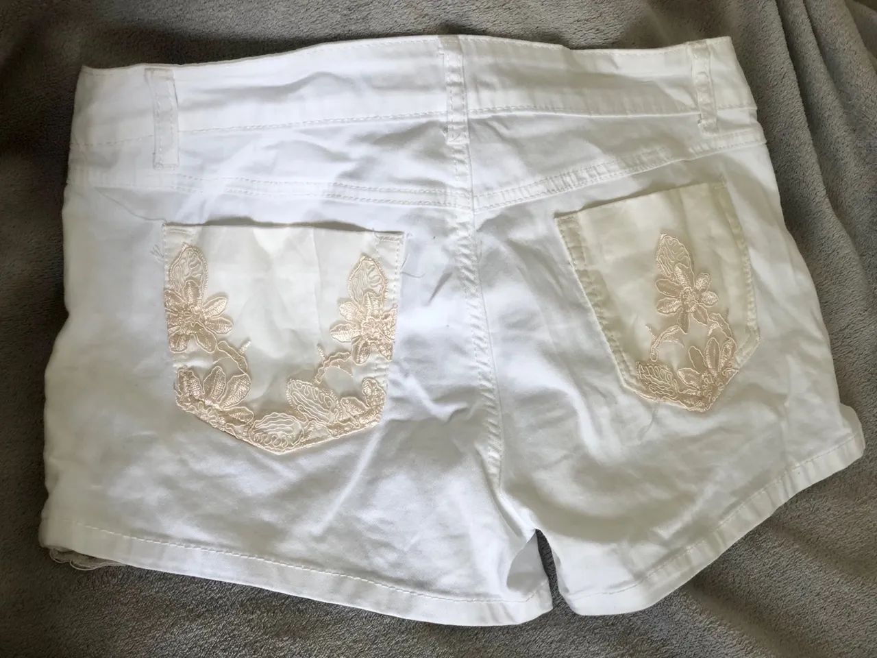Short branco bordado NOVO - Foto 3