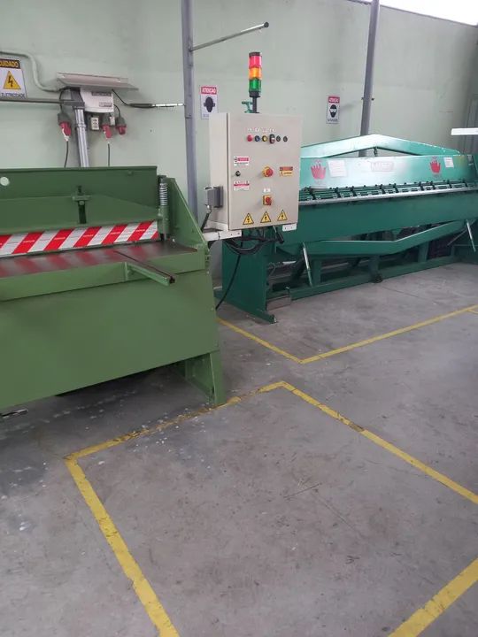 Guilhotina de 2 metros,