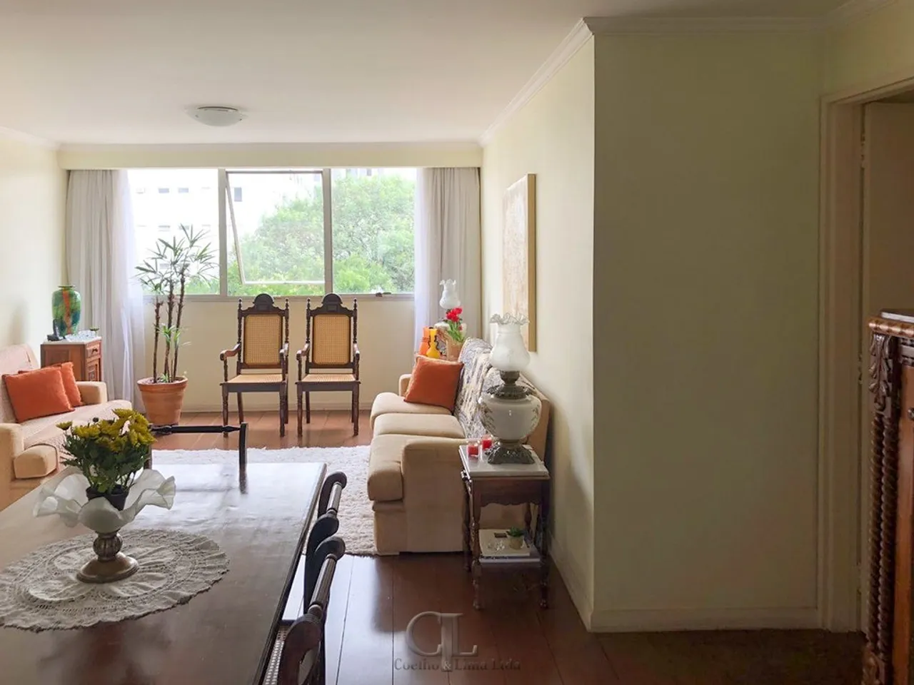 PINHEIROS - APARTAMENTO COM LAZER NO CONDOMÍNIO!
