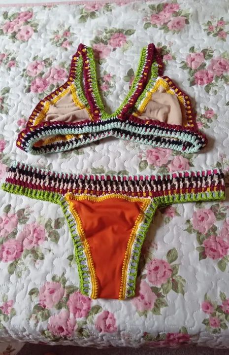 Biquíni lycra com crochê tamanho G  - Foto 2
