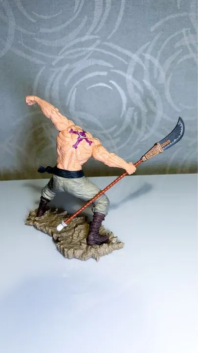 Estátua Edward Newgate Barba Branca | Ichiban Kuji Bandai ORIGINAL - Foto 4