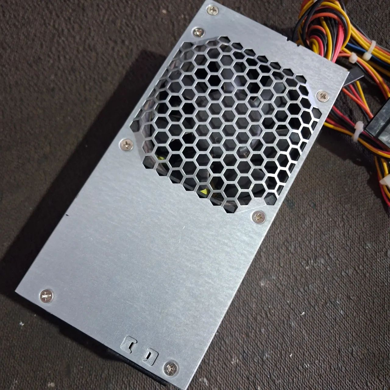 Fonte slim 250w 80plus 24pinos 2 sata - Foto 4