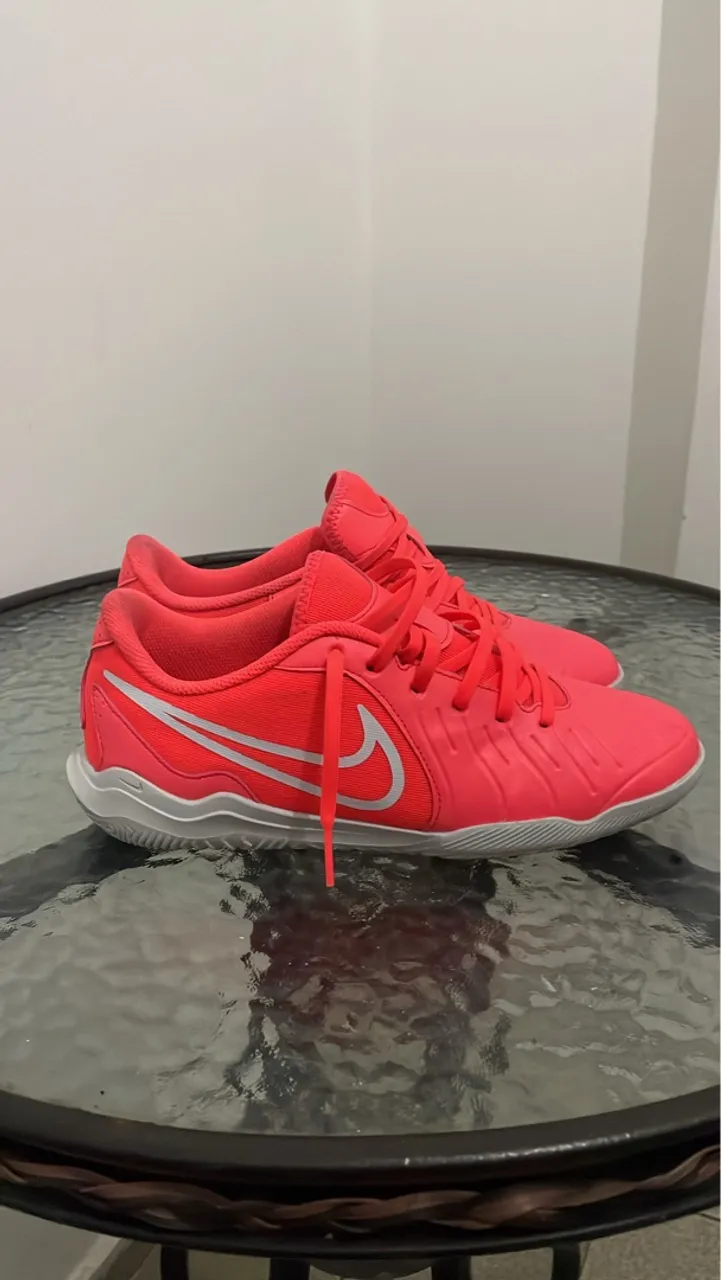 Chuteira Nike tiempo 10 club futsal
