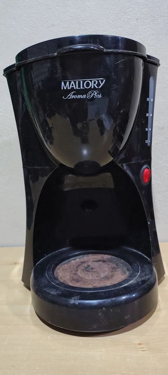 Cafeteira Mallory Sem a Jarra-  Funcionando 