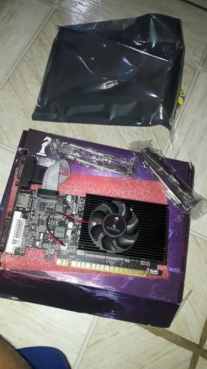 Placa de Vídeo GeForce GT 610 2GB