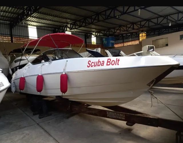 Lancha Ventura 23 motor Yamaha 200hp ano 2018 homologada 12 + 1 - Foto 8