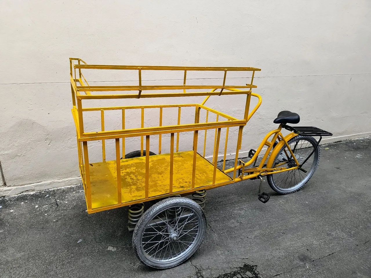 Vendo triciclo  - Foto 2