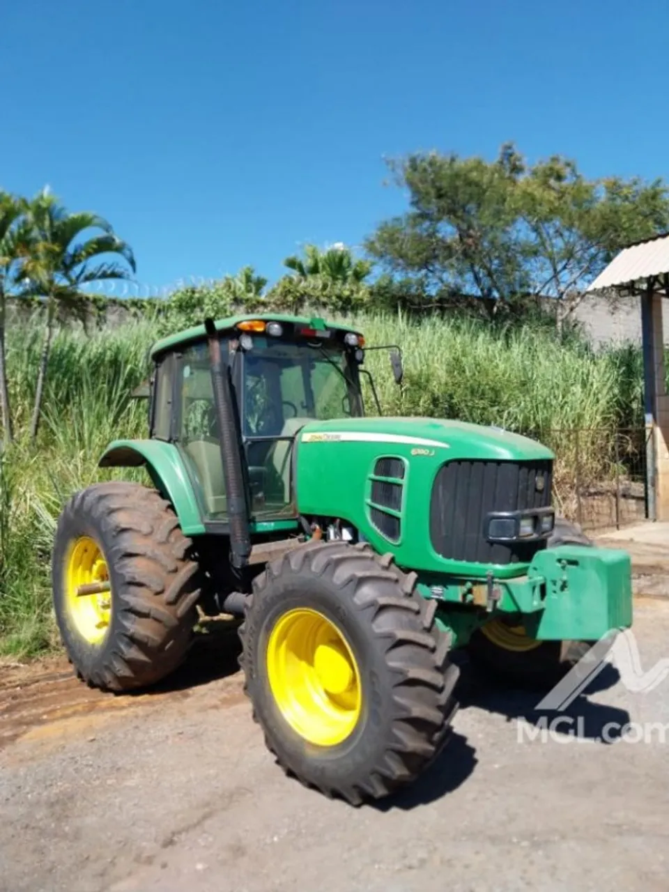 L)Trator Agrícola Jonh Deere