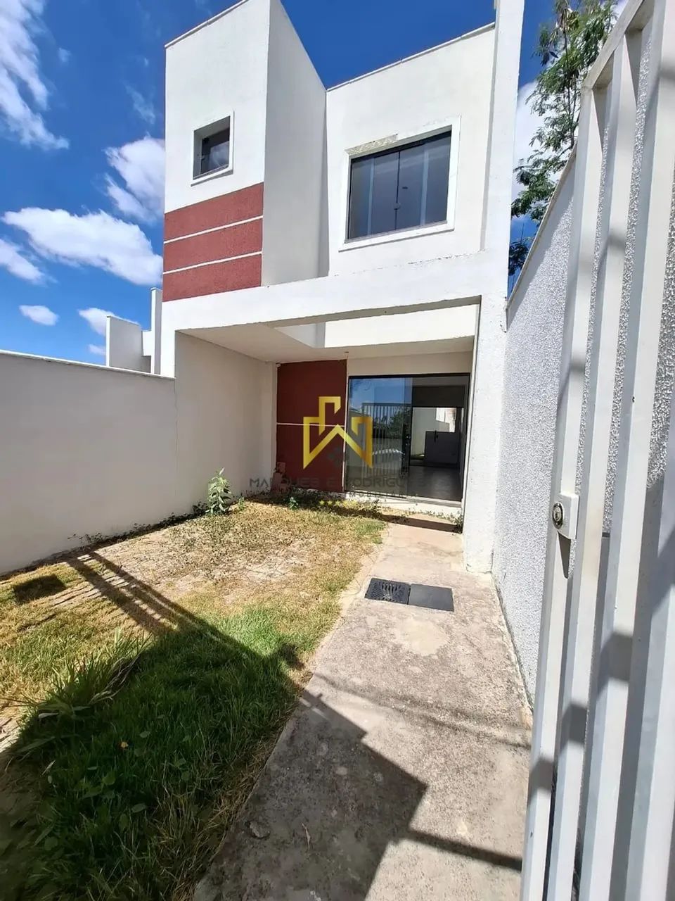 Excelente casa individual em Santa Luzia - Foto 2