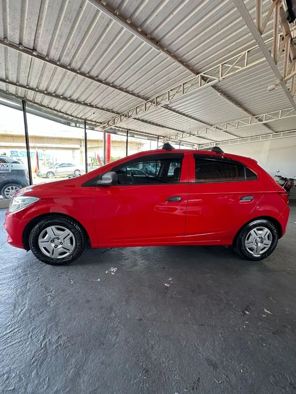 Chevrolet Onix 1.0 2017 - Vermelho