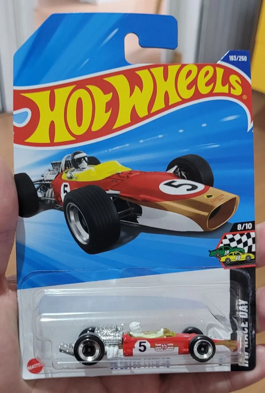 Hot Wheels Lotus 49 Vermelho - 193/250
