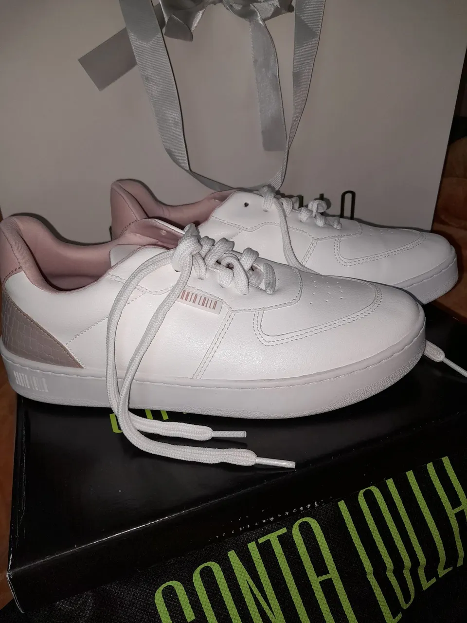 Tênis casual feminino