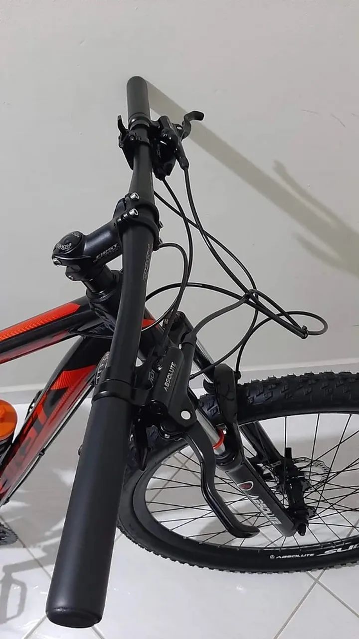 Bicicleta First Aro 29 - 27 V - Foto 4