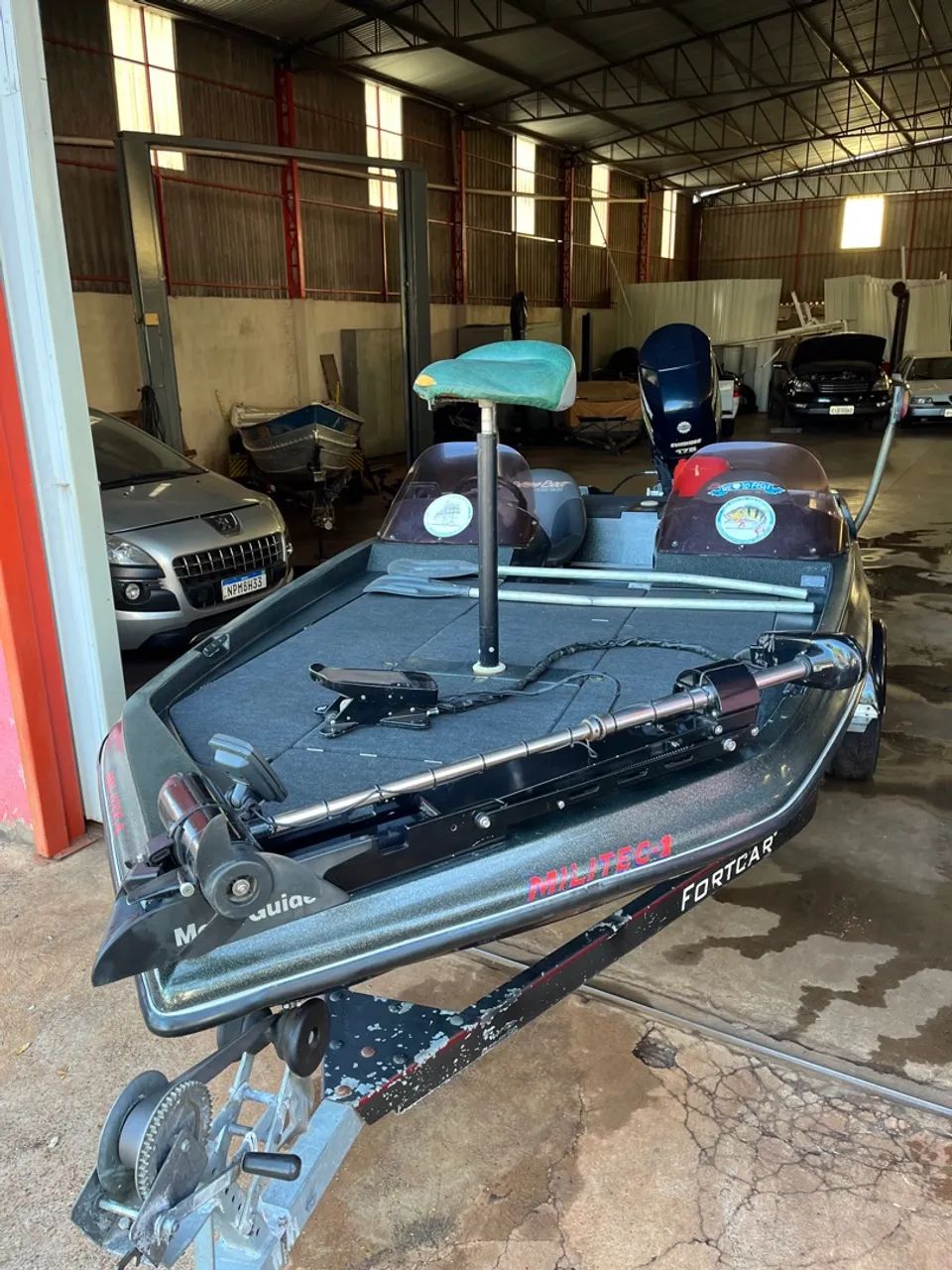 Lancha Bass Boat 2002 motor 175hp 